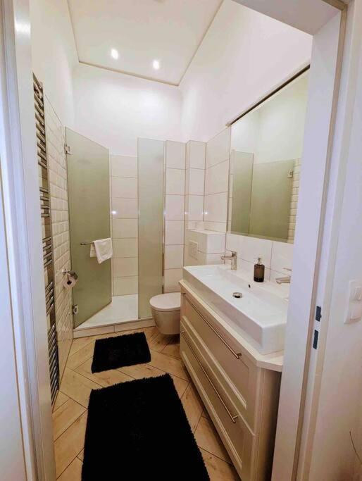 Luxury Cityapartment 2 Вена Экстерьер фото